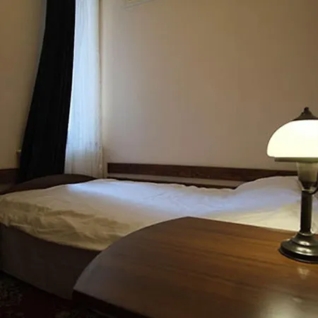 Szarotka Konukevi 3*