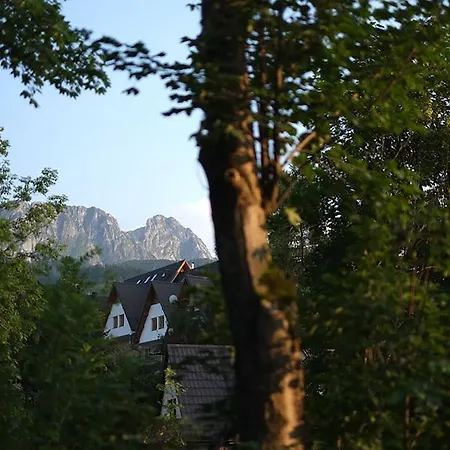Szarotka Konukevi