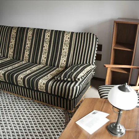 Szarotka Konukevi 3*
